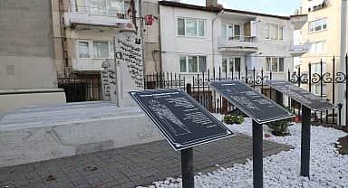 Gemlik Belediyesi'nden şehitlere saygı