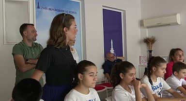 Görme engelli milli takım sporcuları Başkan Soyer'i ziyaret etti