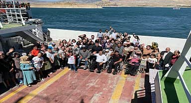 Gürsel Erol, engelli bireyler için Elazığ'da gezi düzenledi
