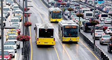 İBB'ye bağlı toplu ulaşım araçları pazartesi günü ücretsiz
