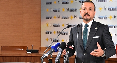 İYİ Parti Sözcüsü Zorlu, Bakan Tekin'e devlet okullarında velilerden ücret talep edilip edilmediğini sordu