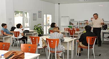 Karşıyaka Belediyesi'nden 2 bin kişiye ücretsiz kurs