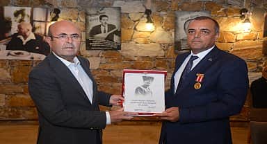 Kırşehir Belediye Başkanı Ekicioğlu, gazilerle dayanışma yemeğinde bir araya geldi