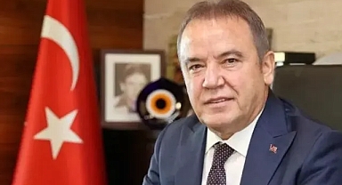 Muhittin Böcek, Antalya Altın Portakal Film Festivali'nin iptal edildiğini duyurdu