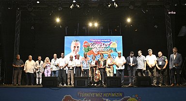 Muratpaşa Belediye Başkanı Uysal'dan kenetlenme çağrısı