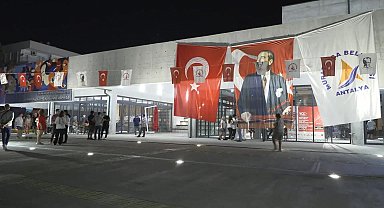 Muratpaşa'da gitar festivaline görkemli kapanış