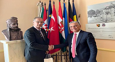 Muratpaşa ve Zigetvar kardeş kent oldu