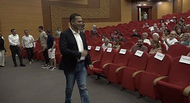 Nâzım Hikmet, ölümünün 60. yılında Yenişehir'de caz şarkılarıyla anıldı