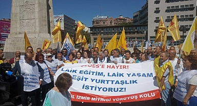 Öğretmenler, "laik eğitim, laik yaşam, eşit yurttaşlık" mitingi için Ankara'dan İzmir'e doğru yola çıktı