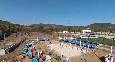 Özdere Gençlik ve Spor Yerleşkesi'ne sporcu gençlerden yoğun ilgi