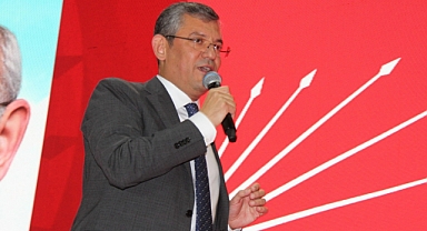 Özgür Özel: 