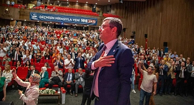 Özgür Özel: “Kalkın ayağa, bu partiyi kaldırın ayağa”