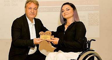 Paralimpik tenisçi Büşra Ün'ün hayatını anlatan belgesel, Altın Koza'da yarışacak