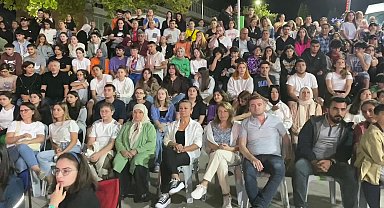 Safranbolular, Kadın Voleybol Takımı Avrupa Şampiyonluk Maçı'nı büyük coşkuyla izledi