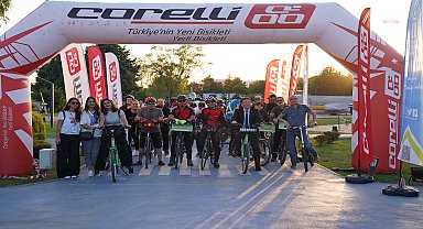 Tepebaşı'nda hareket için pedalladırlar