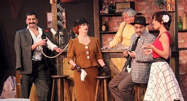 Tiyatro Oyuncusu Nalan Güreş Demirel: “Bir korku atmosferinde yaşıyoruz”