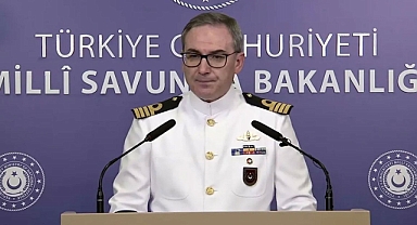 Tuğamiral Zeki Aktürk: 