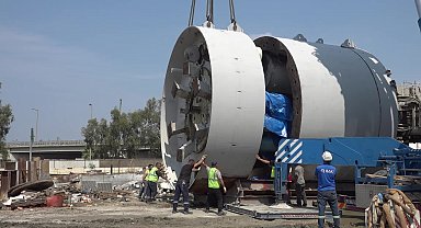 Tünel açma makinesi Buca metrosuna girdi
