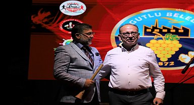 Turgutlu'da zurna üstatlarından müzik dolu gece