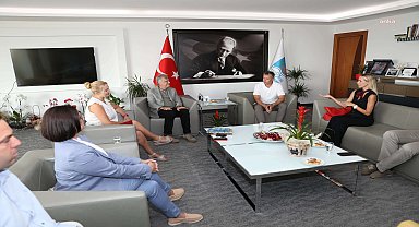 Ukrayna heyetinden Narlıdere Belediye Başkanı Engin'e ziyaret