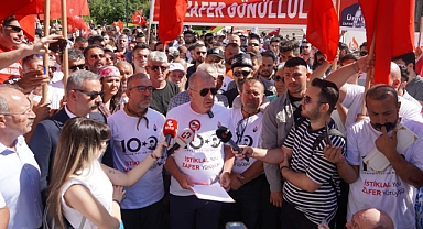 Ümit Özdağ: “Bu yürüyüş spor faaliyeti değil, cumhuriyetimizin 100. yılını anma faaliyetiydi”