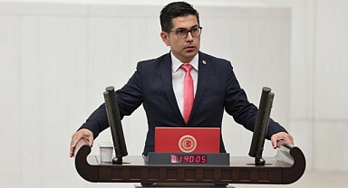 Yalım Halıcı’dan Milli Eğitim Bakanı Tekin'e “mülakat” tepkisi: “Ülkenin geleceğine dinamit koymak demektir