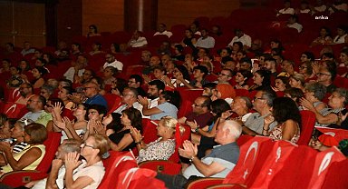 Yenişehir Belediyesi Sunay Akın ve Ali Altay'ı Mersinlilerle buluşturdu