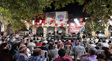 '6. Karacaoğlan Türküleri Gecesi' Mersin Büyükşehir'in ev sahipliğinde gerçekleşti