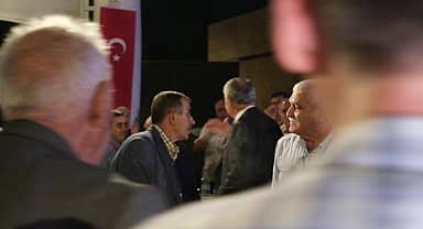 Adana Büyükşehir Belediye Başkanı Karalar, 830 muhtara bilgisayar verdi