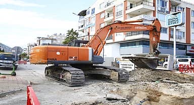 Antalya Büyükşehir Belediyesi 40 milyon TL'lik yağmur alt suyu çalışması yapıyor