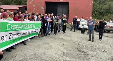 Artvin Çifteköprü'de vatandaşlar, mesire alanının ihaleye çıkarılarak özel bir firmaya verilmesine tepki gösterdi