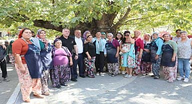 Aydın Büyükşehir Belediye Başkanı Özlem Çerçioğlu, Selatin Pazarı'nı ziyaret etti