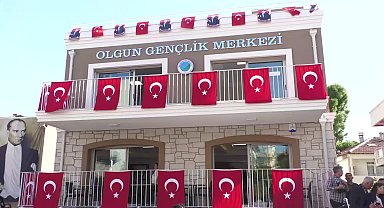 Balçova Belediyesi Olgun Gençlik Merkezi açıldı