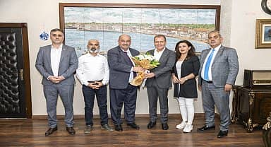 Başkan Seçer, muhtarlar ile bir araya geldi: "Muhtarlarımız hem demokratik hayatın hem de vatandaşa hizmetin önemli ögeleri"