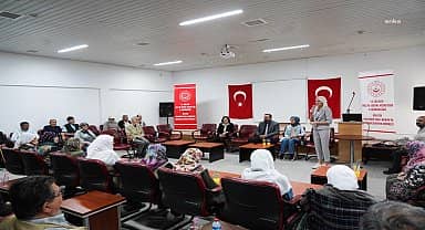 Bilecik Belediye Başkanvekili Subaşı, huzurevi sakinlerini ziyaret etti