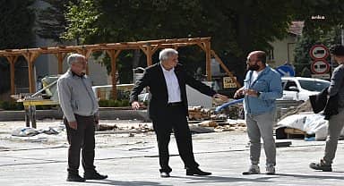 Bozüyük Belediye Başkanı Bakkalcıoğlu'ndan Cumhuriyet Meydanı'nda inceleme