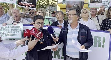 Bursa Su Kolektifi, Uludağ'da restore edilen sanatoryum binasının otele dönüştürülmesi ve yapılacak helikopter pistine tepki gösterdi