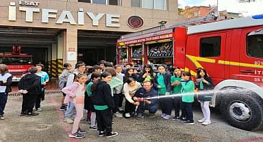 Çankaya Belediyesi'nin destek eğitim merkezi öğrencileri afet çalışmalarını yerinde öğreniyor