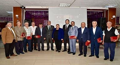 Ceyhan Belediye Başkanı Hülya Erdem, Ceyhanlı muhtarları ağırladı: "Muhtarlarımız demokrasinin temel taşıdır"