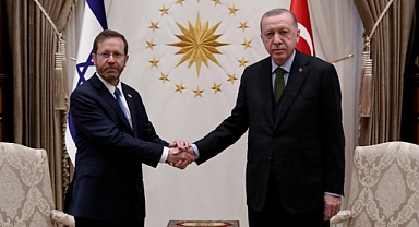 Cumhurbaşkanı Erdoğan, İsrail Cumhurbaşkanı Isaac Herzog ile telefonda görüştü
