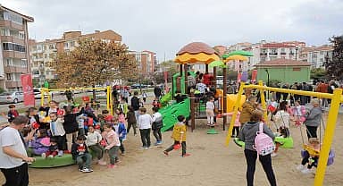Edirne'ye Vali Fahri Yücel Parkı açıldı