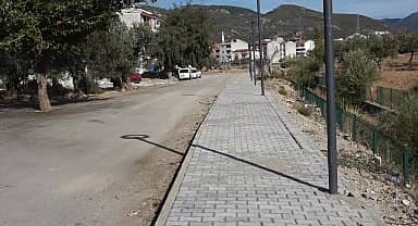 Edremit'te 400 metre yürüyüş yolu yapıldı