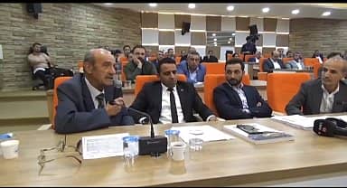 Elâzığ Belediye Meclisi'nde 'kentsel dönüşüm parası" tartışması... MHP'li üye Susmaz: "75 milyon lira para koymuşsunuz. Diğer paralara ne oldu"