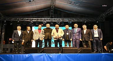 Esenyurt'ta düzenlenen Kardeş Kültürler Festivali'nde Ahmet Aslan rüzgârı