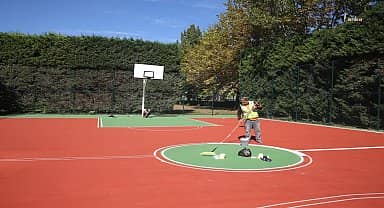 Eskişehir Büyükşehir'den basketbol severlere modern saha 