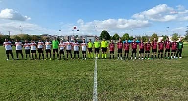 Eskişehir'de 'Cumhuriyet Kupası Belediye Çalışanları Futbol Turnuvası' heyecanı sürüyor