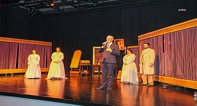 Gaziemir Belediye Başkanı Arda: "Kadınlar ayağa kalkın, Cumhuriyet'e sahip çıkın"