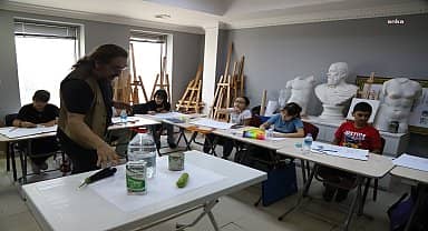 Geleceğin sanatçıları Kartal'da yetişiyor
