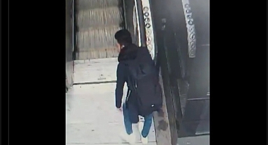 İBB’nin yürüyen merdivenlerini durduran bir kişi daha kameralara yakalandı