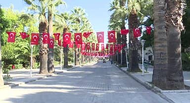 İzmir Cumhuriyet'in 100'üncü yıl kutlamalarına hazırlanıyor
